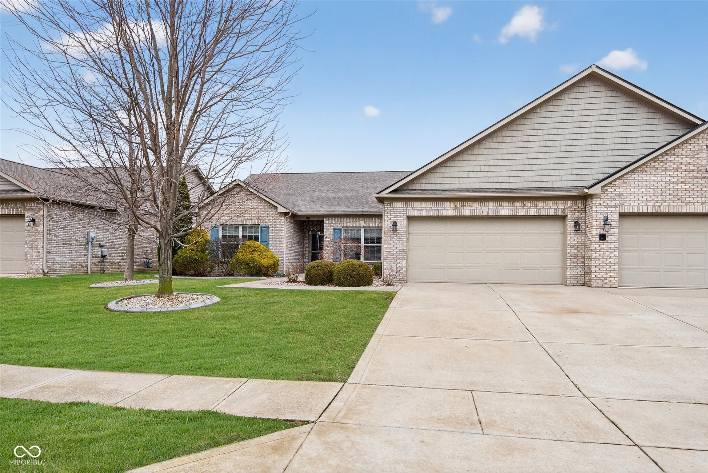 6111 Moon Shadow Drive