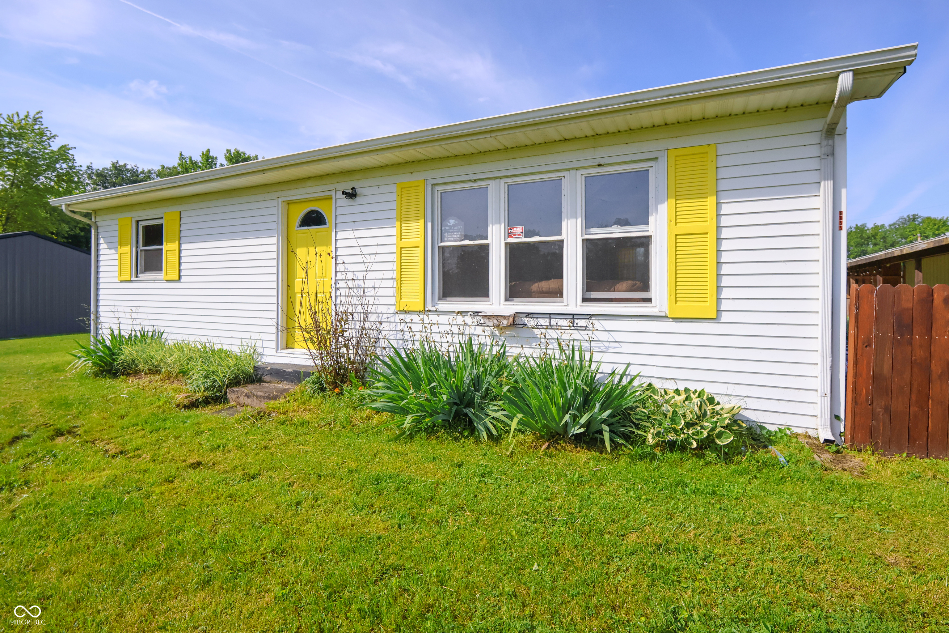 9855 N State Highway 7