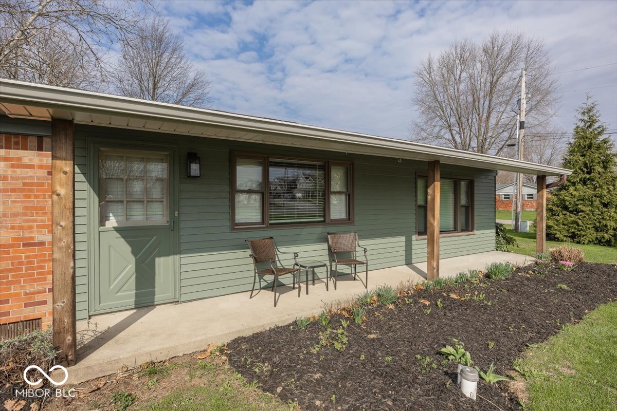 2023 W Orchard Drive