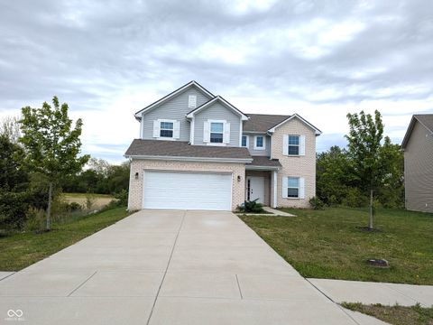 Photo of 1571 N Creekwater Pass, Greenfield, IN 46140 (MLS # 22100872)