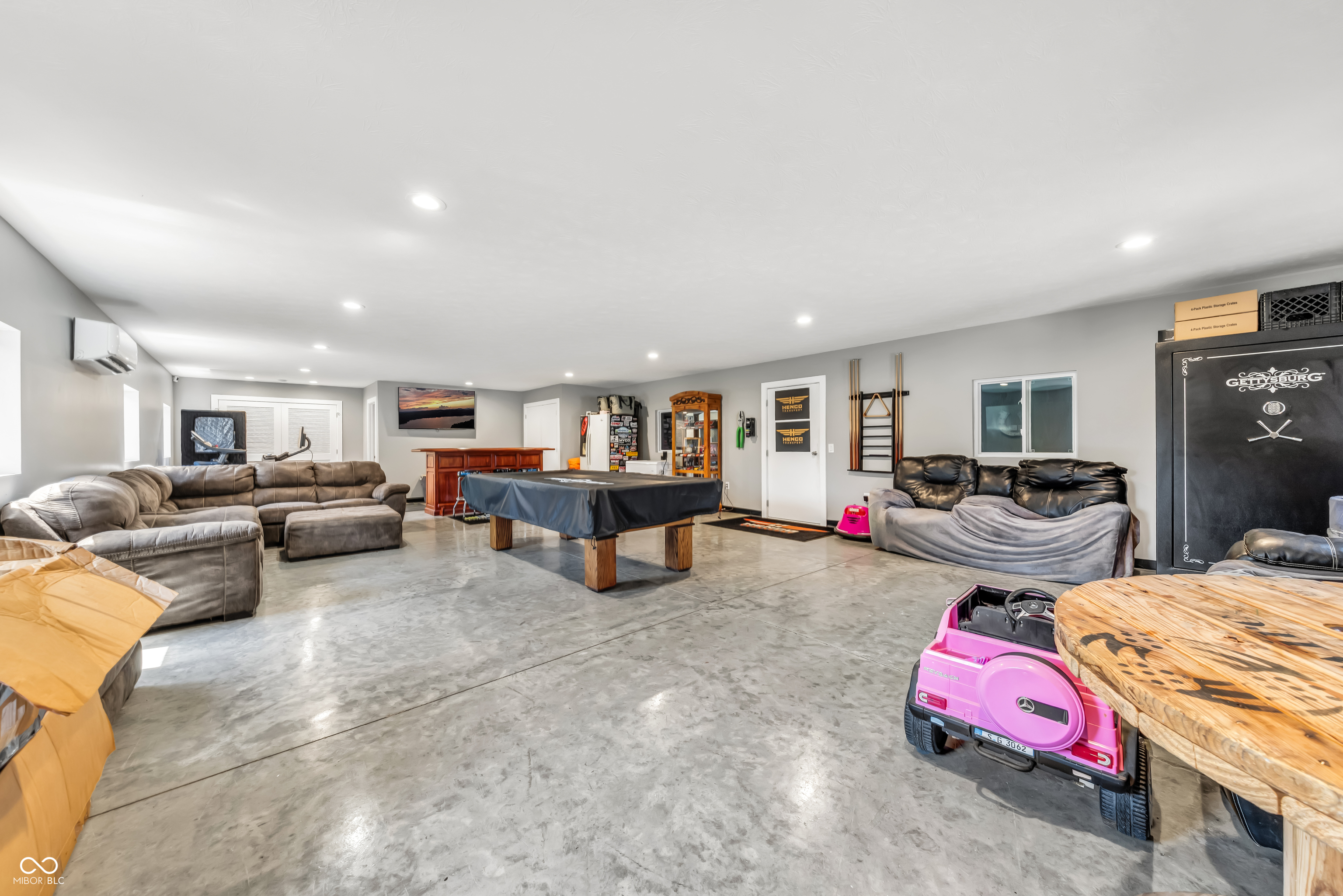 5892 N Fortville Pike