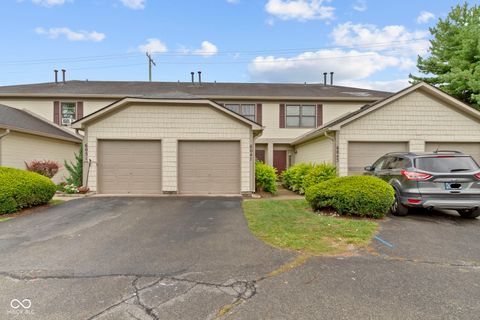 Photo of 6047 Southbay Drive, Indianapolis, IN 46250 (MLS # 22093618)