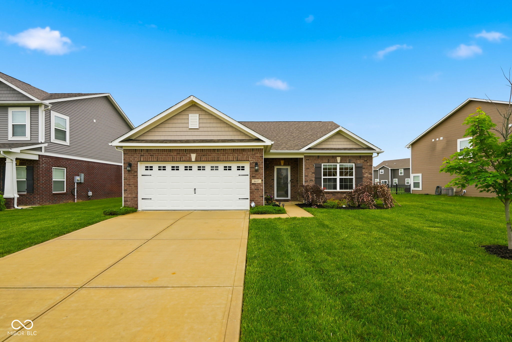 Photo 1 of 38 — 6617 Laredo Drive, McCordsville, IN 46055