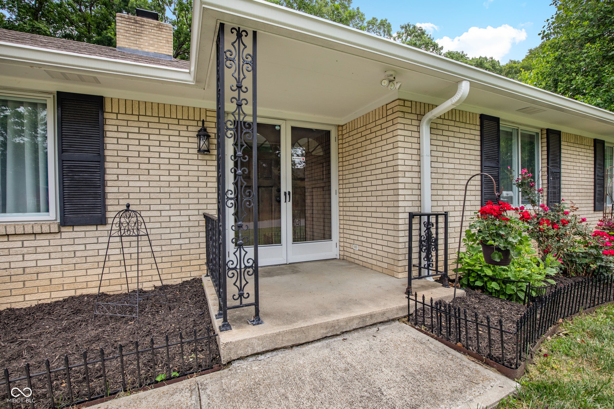 8114 Black Oak Drive