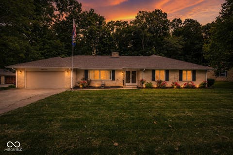 Photo for 8114 Black Oak Drive