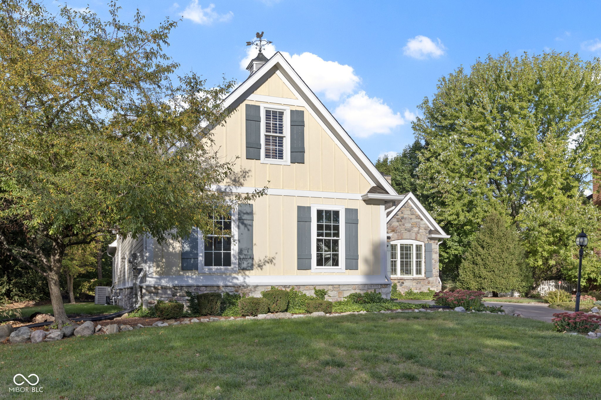 16402 Chalet Circle