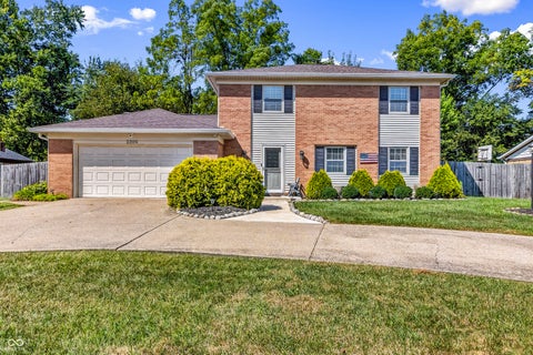 Photo of 2306 Lema Circle, Indianapolis, IN 46229 (MLS # 22124147)