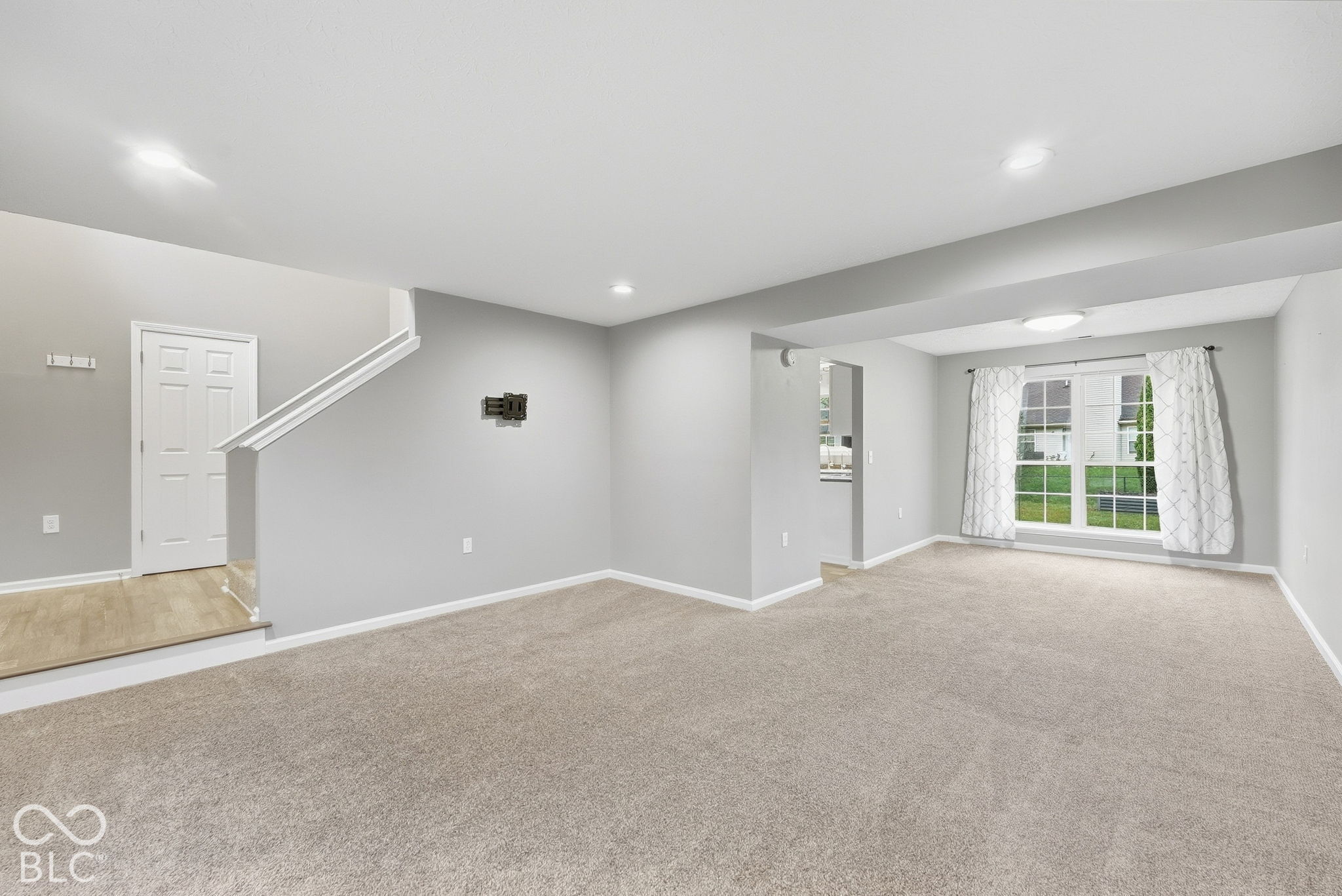7642 Blackthorn Court