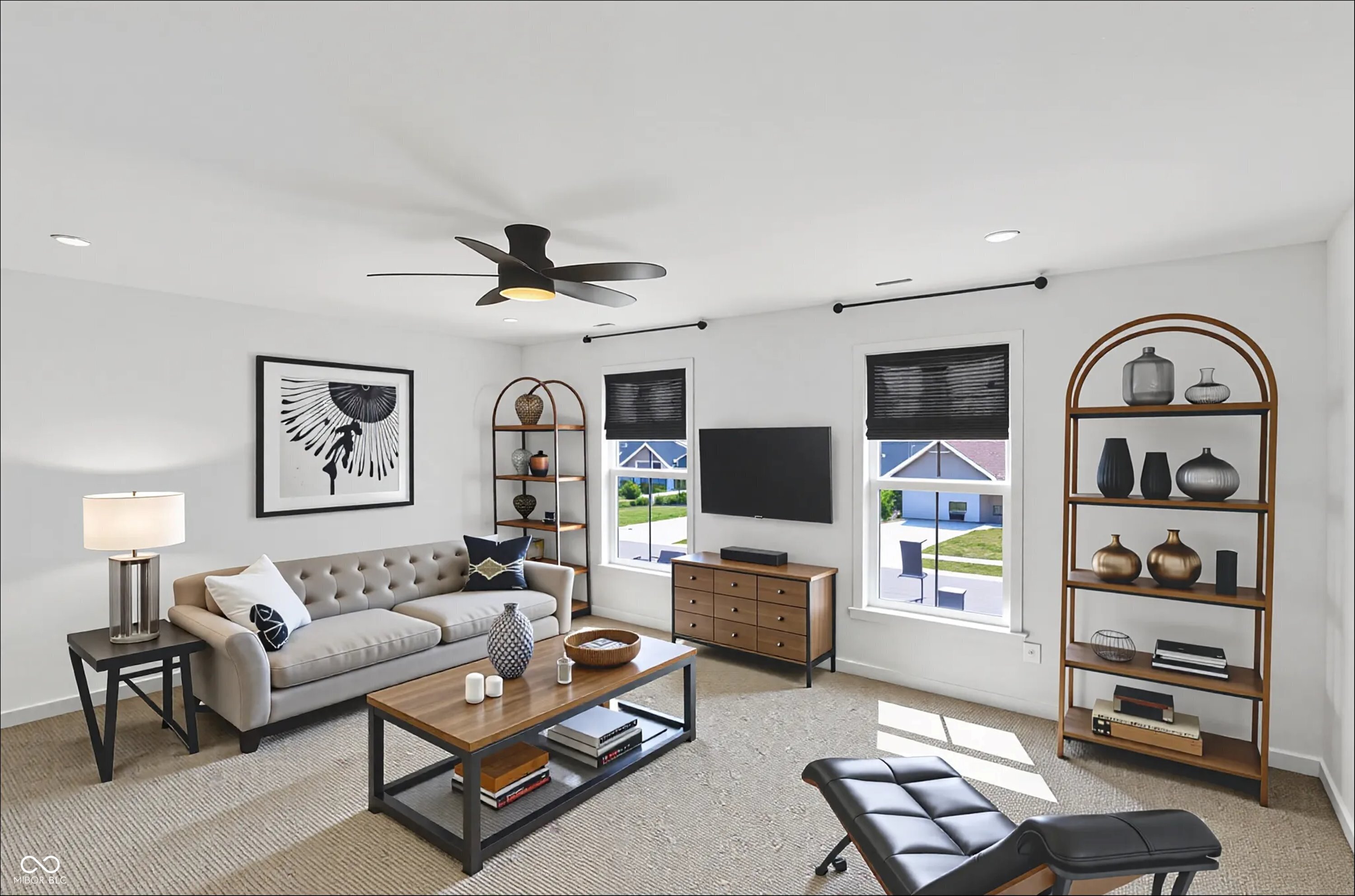 5498 Woods Pointe Drive