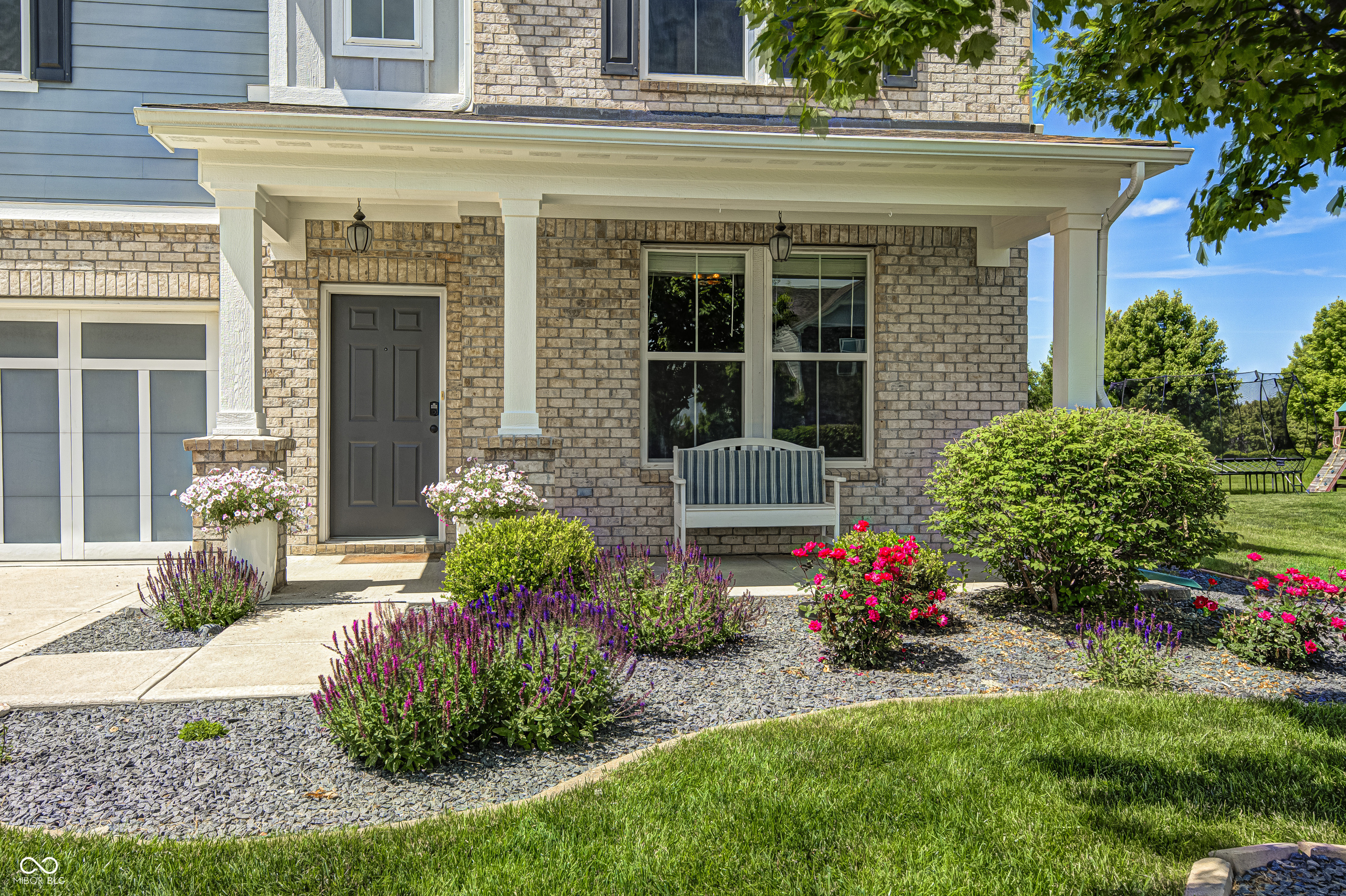882 Oaklawn Drive