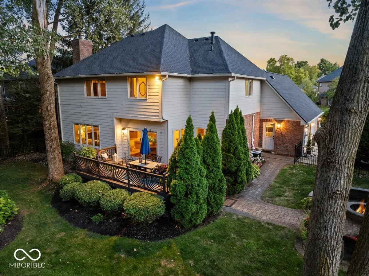 Fishers, Indiana 46037, United States, 4 Bedrooms Bedrooms, ,4 BathroomsBathrooms,Residential,Pending,209417