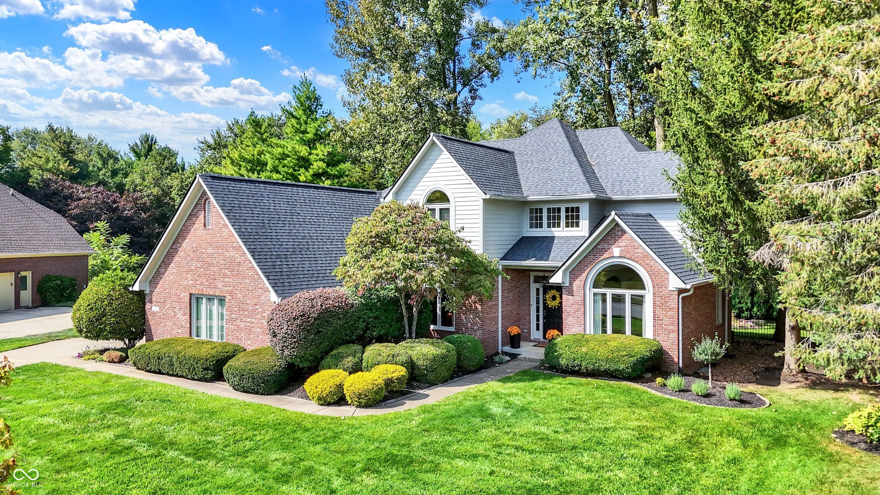 Fishers, Indiana 46037, United States, 4 Bedrooms Bedrooms, ,4 BathroomsBathrooms,Residential,Pending,209417