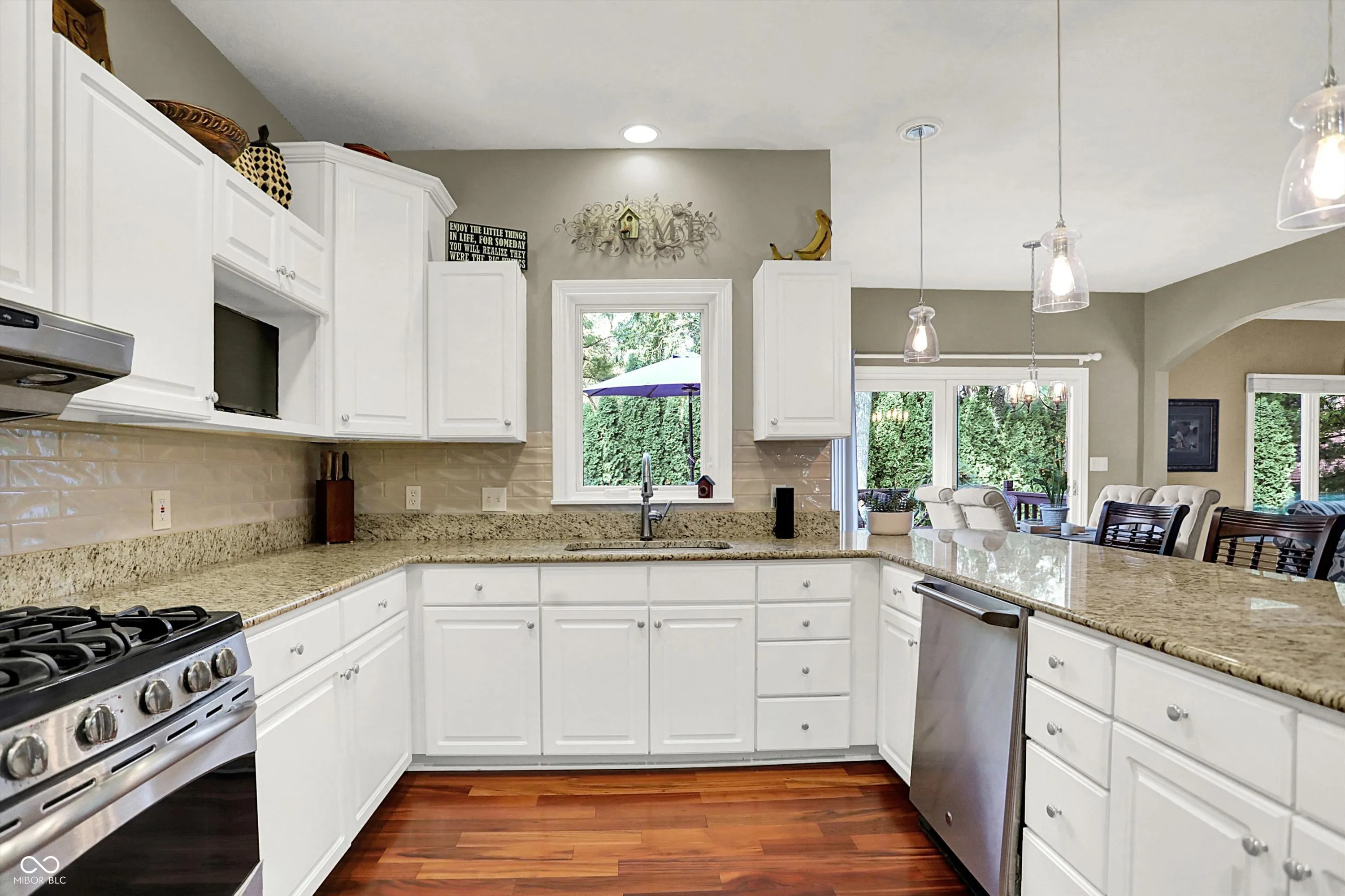 Fishers, Indiana 46037, United States, 4 Bedrooms Bedrooms, ,4 BathroomsBathrooms,Residential,Pending,209417