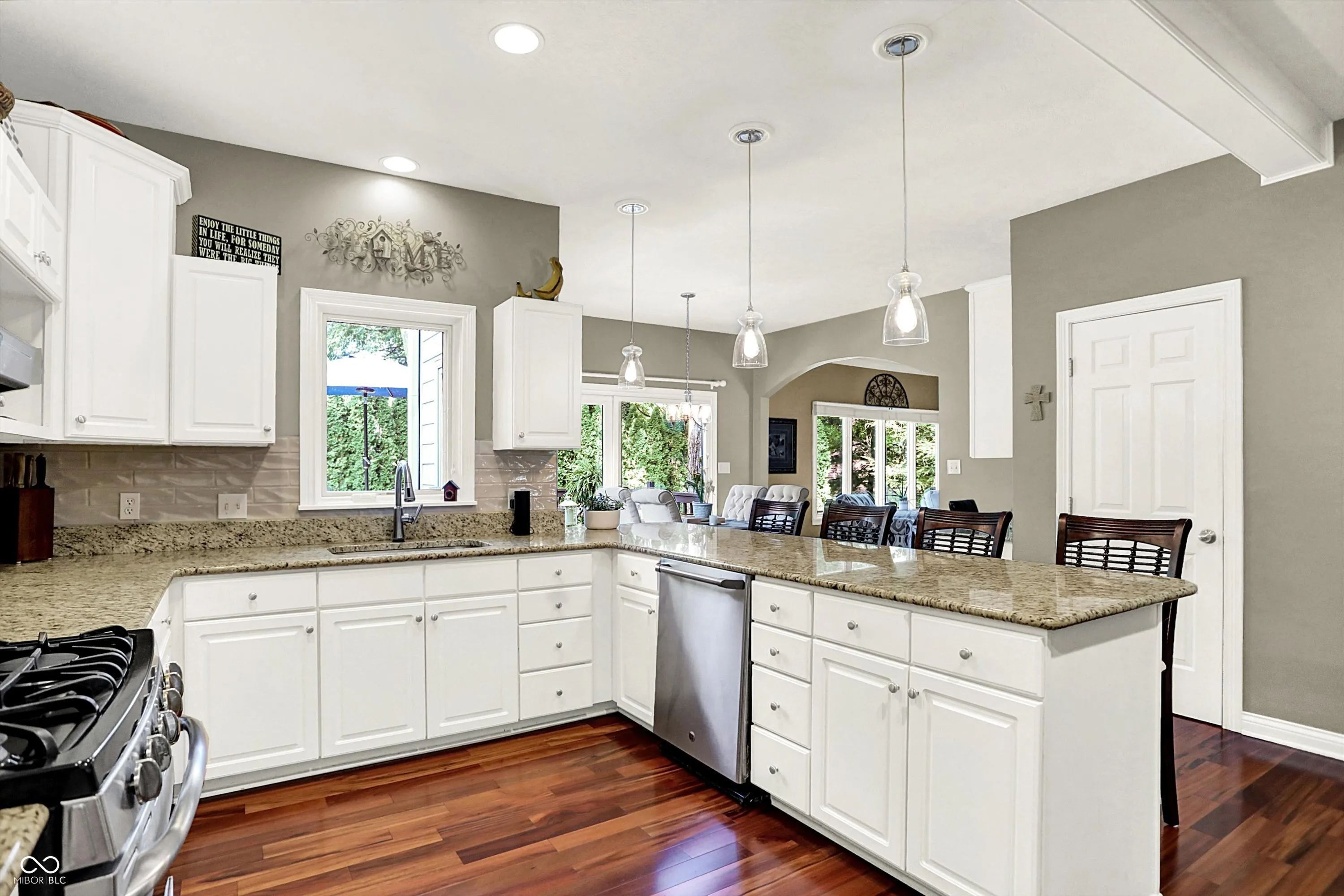 Fishers, Indiana 46037, United States, 4 Bedrooms Bedrooms, ,4 BathroomsBathrooms,Residential,Pending,209417