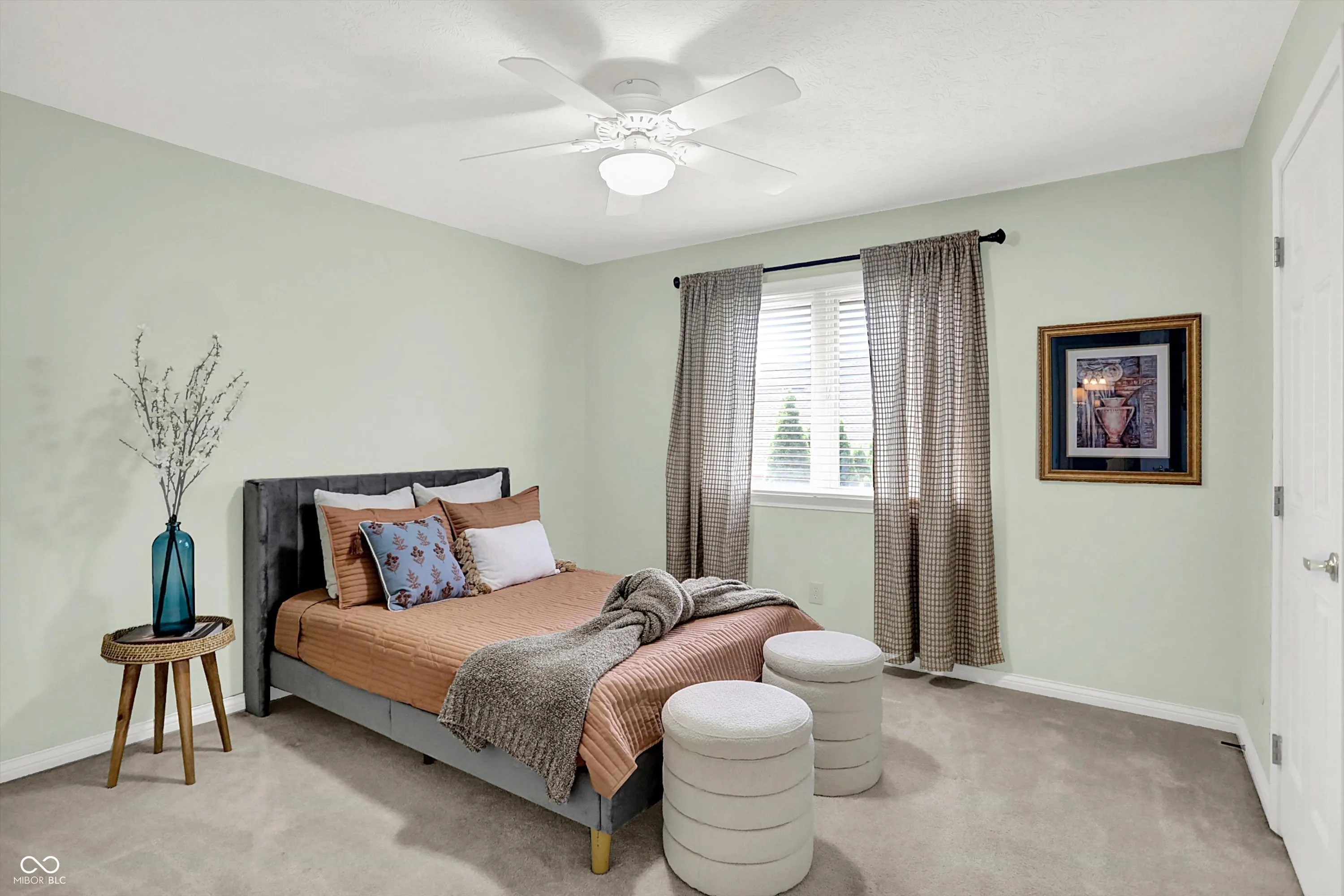 Fishers, Indiana 46037, United States, 4 Bedrooms Bedrooms, ,4 BathroomsBathrooms,Residential,Pending,209417