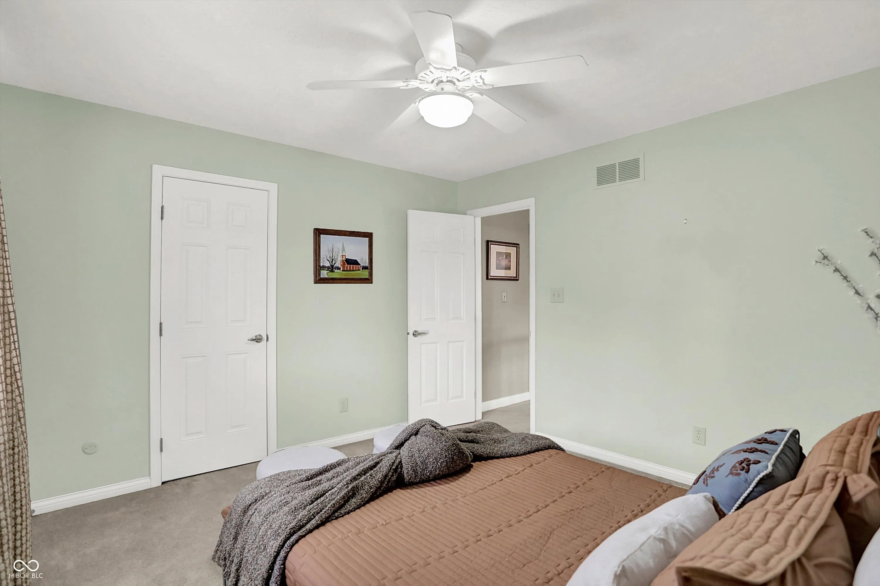 Fishers, Indiana 46037, United States, 4 Bedrooms Bedrooms, ,4 BathroomsBathrooms,Residential,Pending,209417