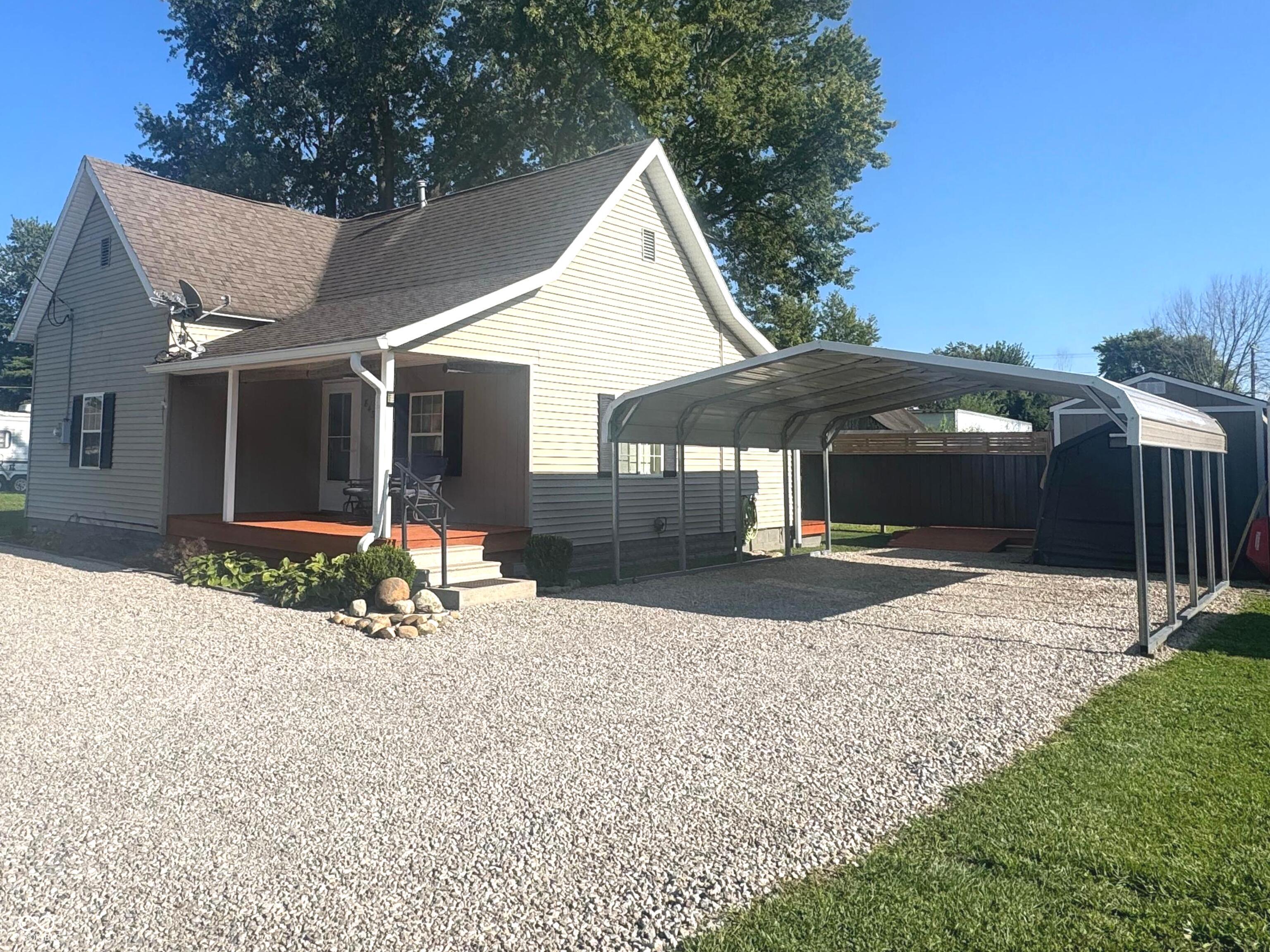 8435 W County Road 120 S