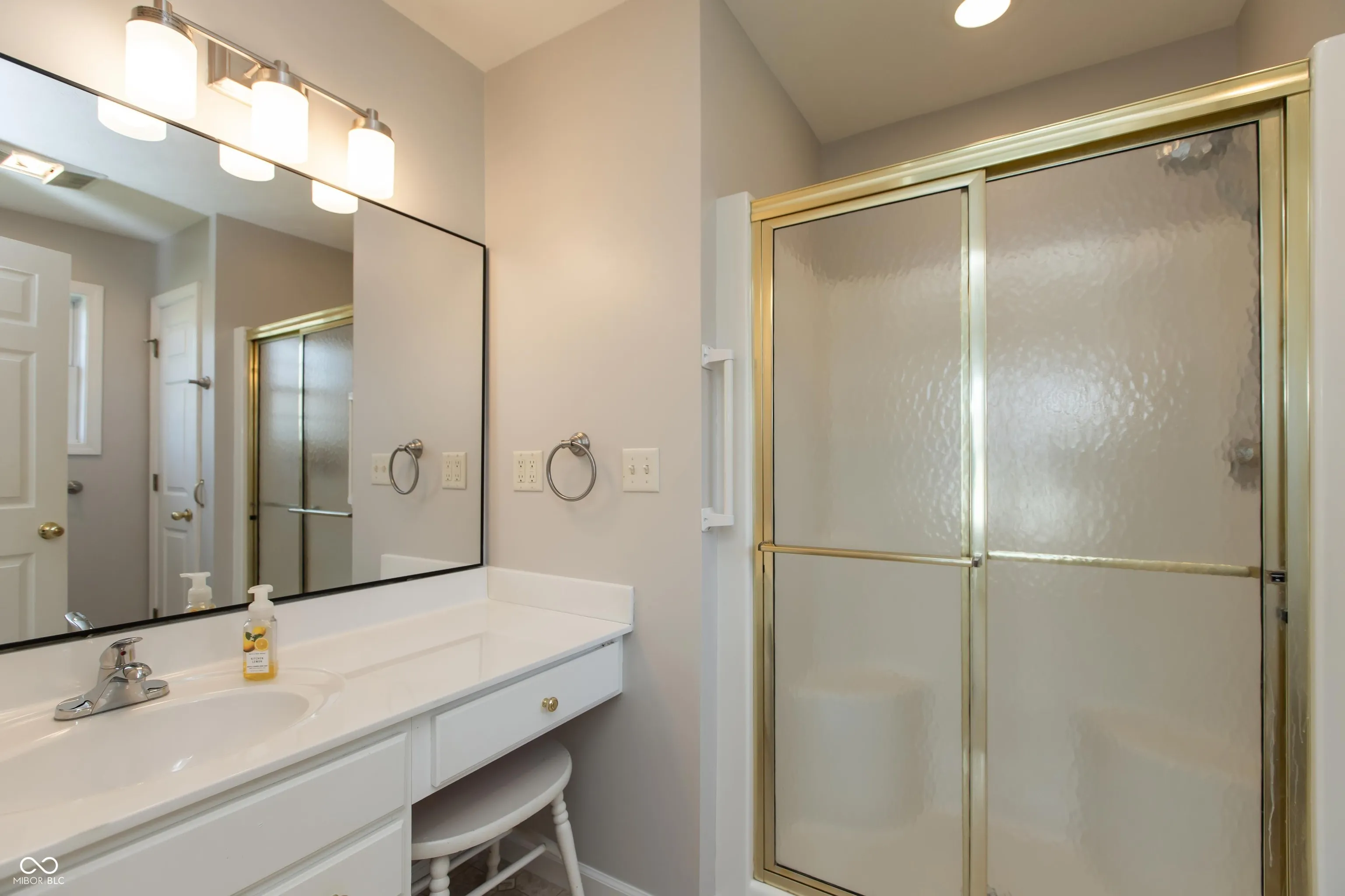 Seymour, Indiana 47274, United States, 3 Bedrooms Bedrooms, ,2 BathroomsBathrooms,Residential,Active,115971