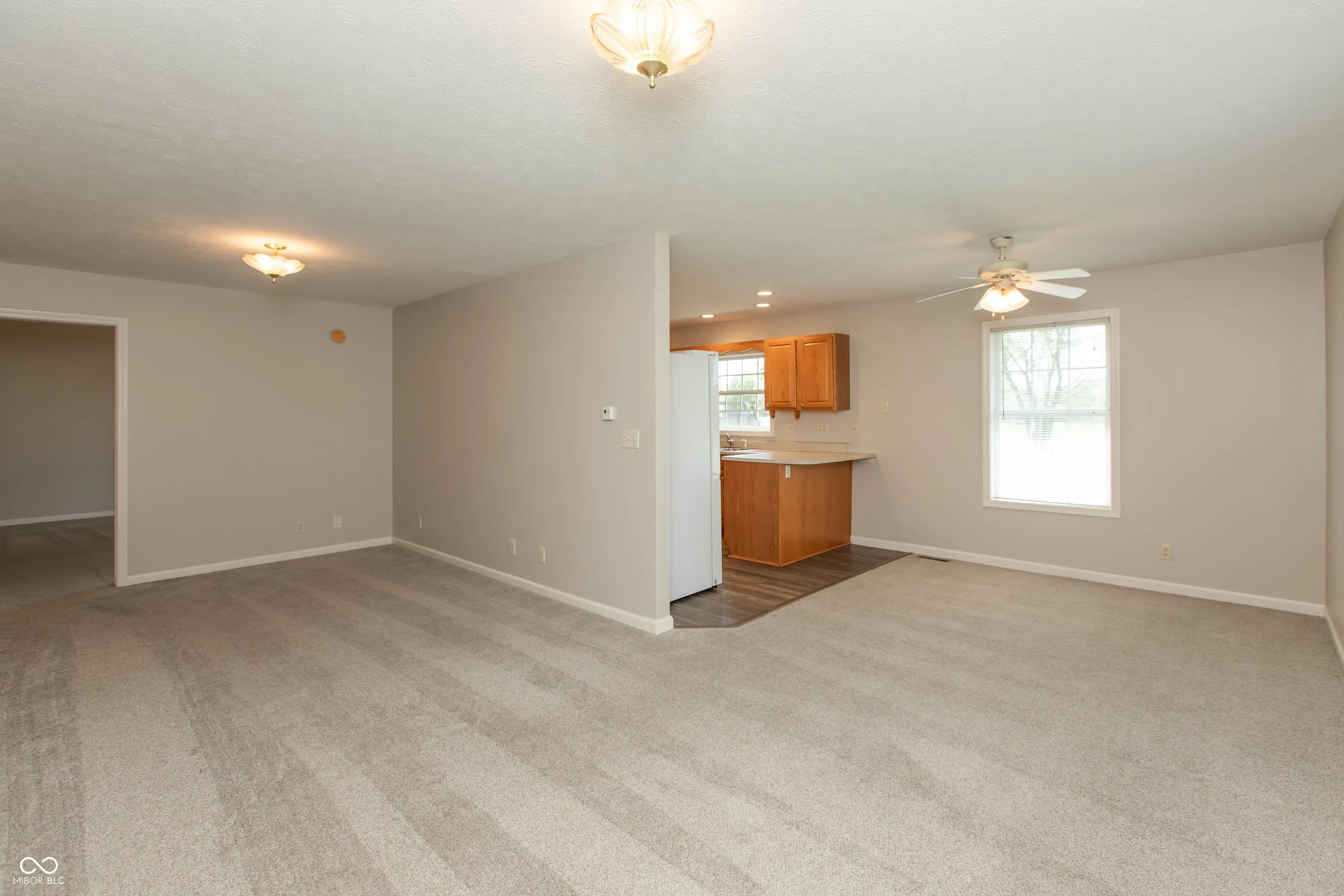 Seymour, Indiana 47274, United States, 3 Bedrooms Bedrooms, ,2 BathroomsBathrooms,Residential,Active,115971