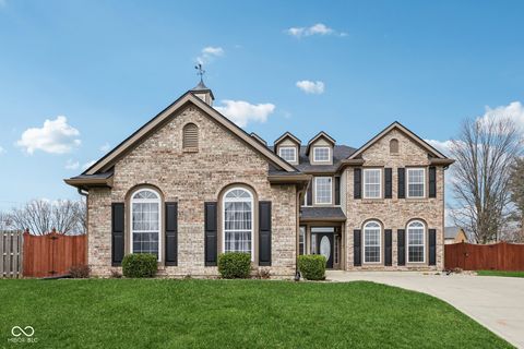 Photo of 6540 Cougar Court, Indianapolis, IN 46237 (MLS # 22090161)