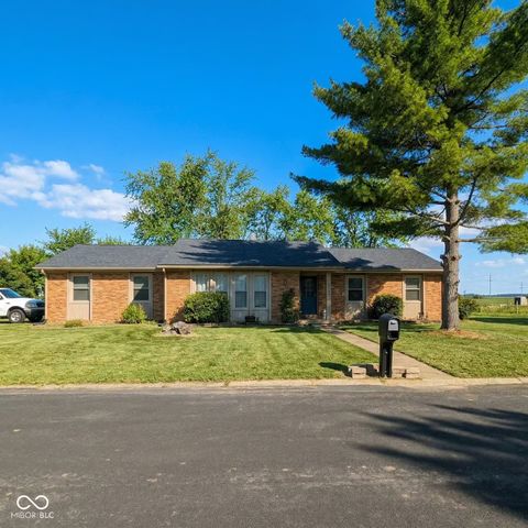 Photo of 6124 Cheshire Drive, Mount Vernon, IN 47620 (MLS # 22089649)