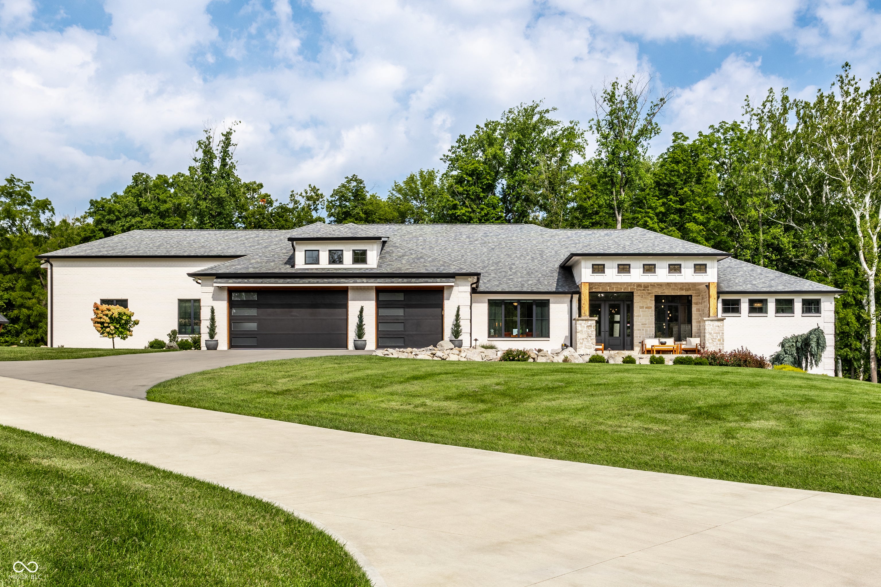 6902 Highland Ridge Court
