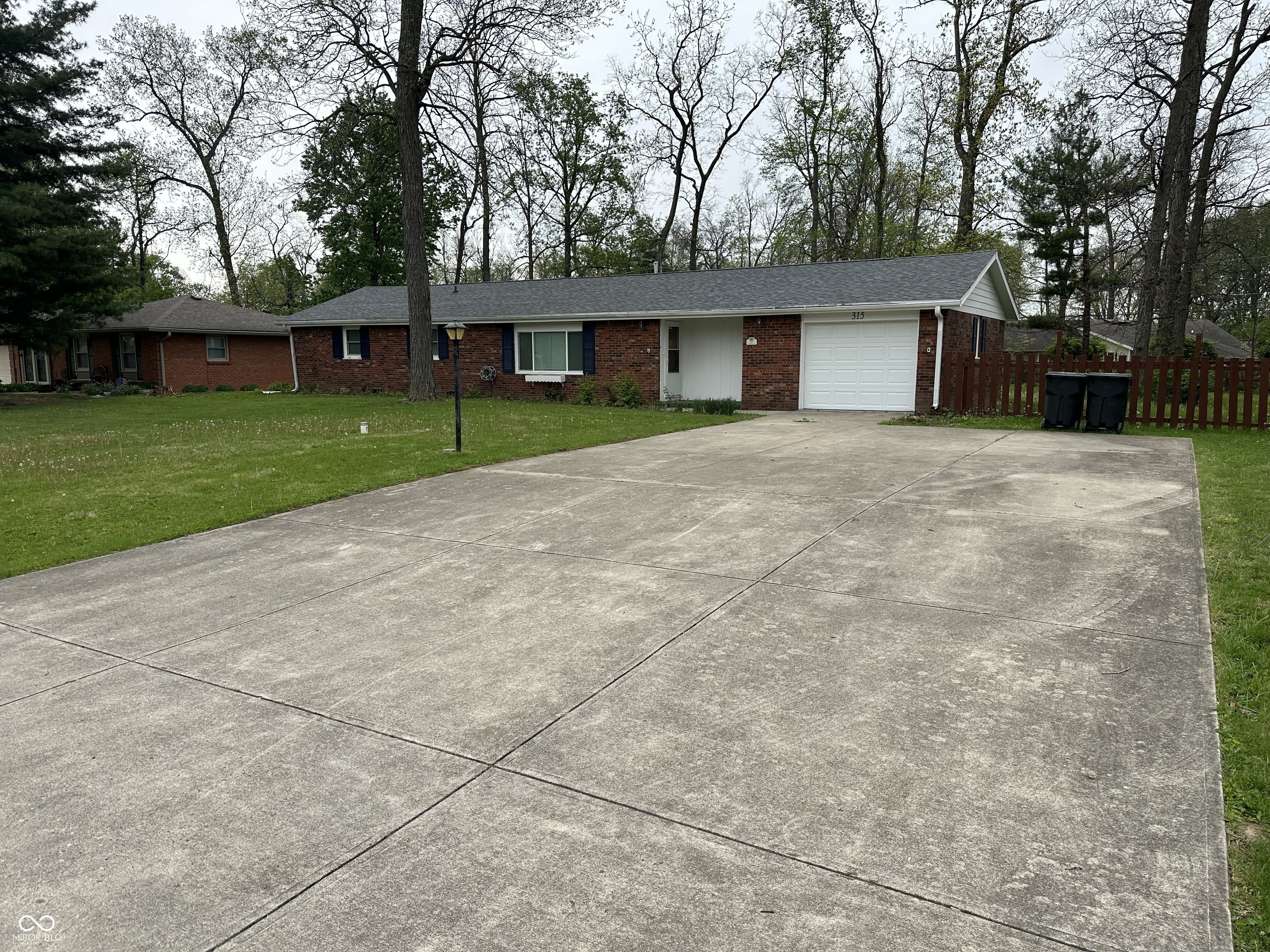 Photo 1 of 26 — 315 Olive Street, Anderson, IN 46017