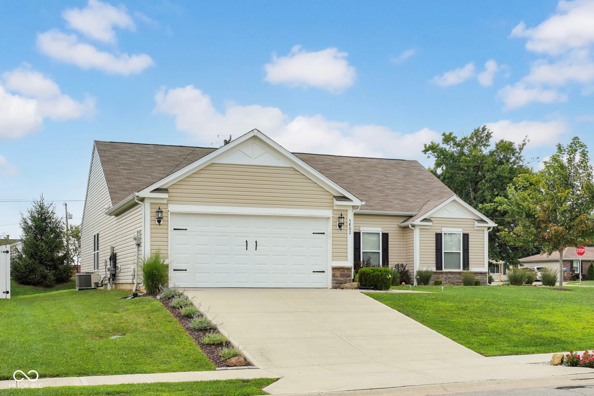 5802 Deer Valley Court