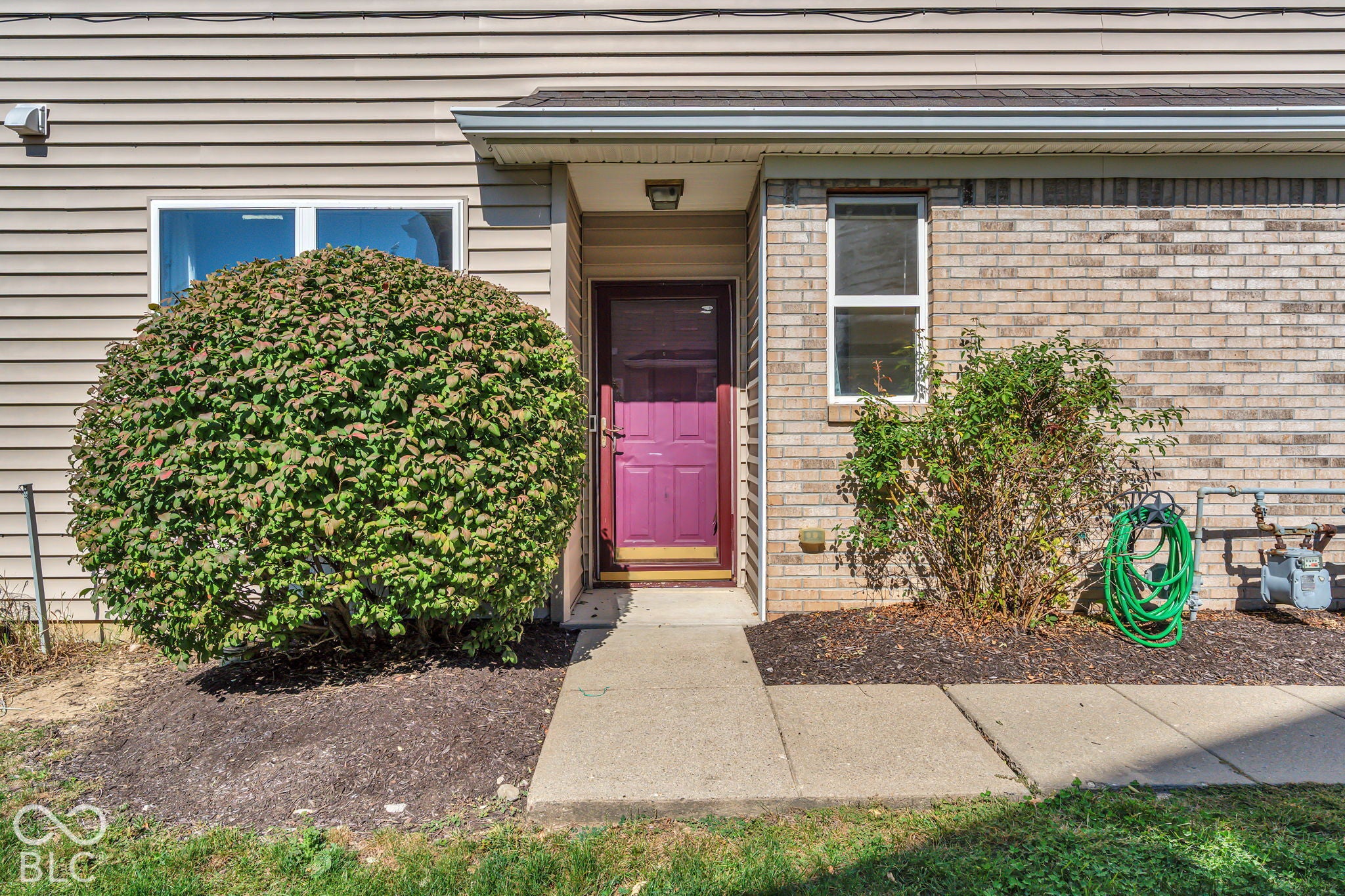 6250 Bishops Pond Lane