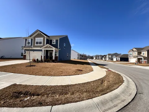 2322 Dixon Creek Drive, Whitestown, IN 46075 - MLS#: 22020569