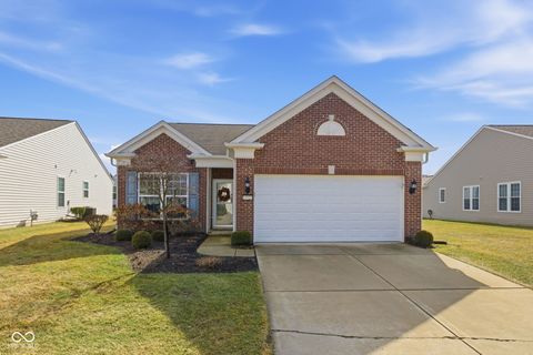 Photo of 15921 Marsala Drive, Fishers, IN 46037 (MLS # 22084877)