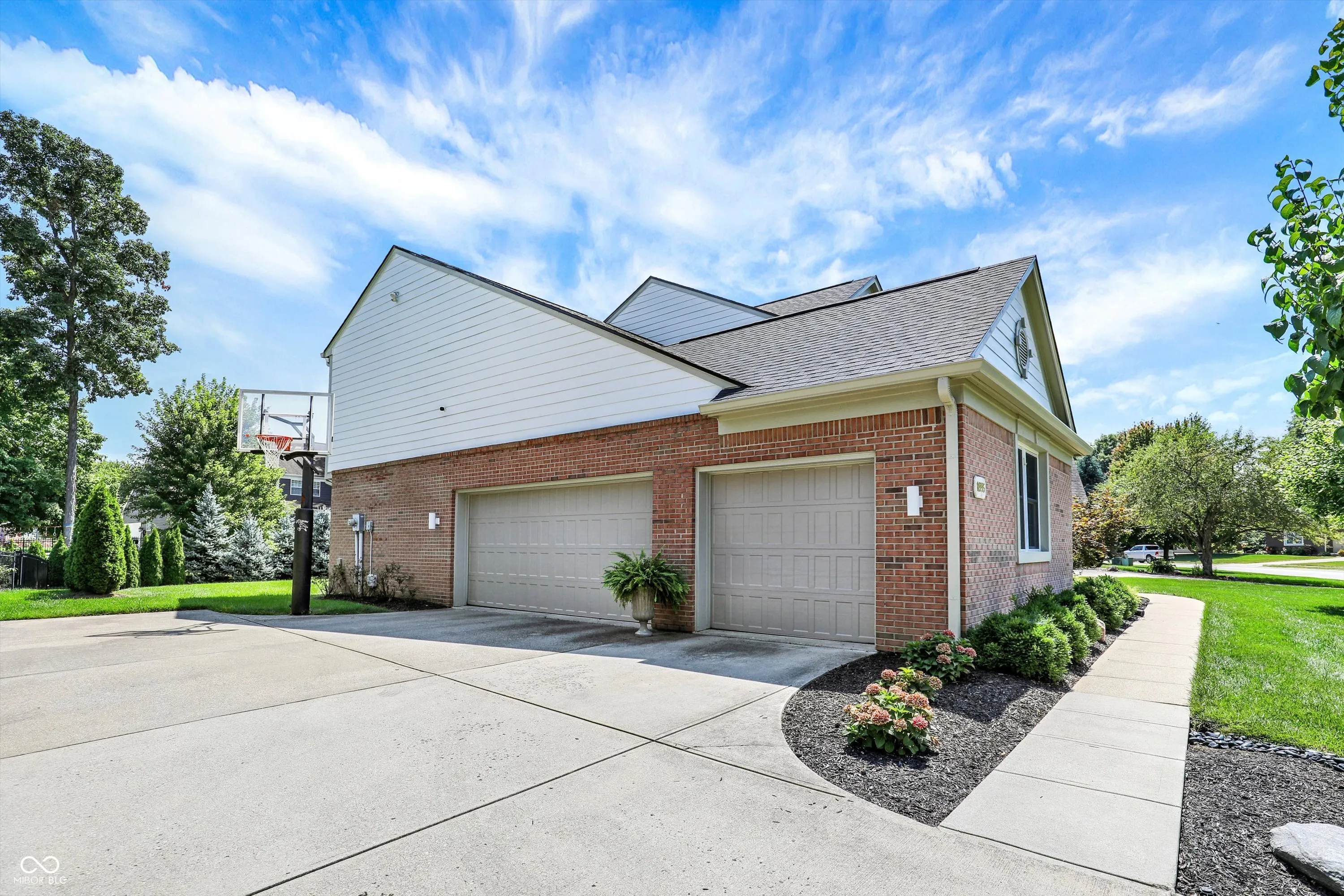 Fishers, Indiana 46037, United States, 4 Bedrooms Bedrooms, ,3 BathroomsBathrooms,Residential,Active,195249