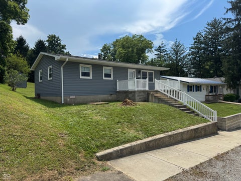 Photo for 905 E Summit Street