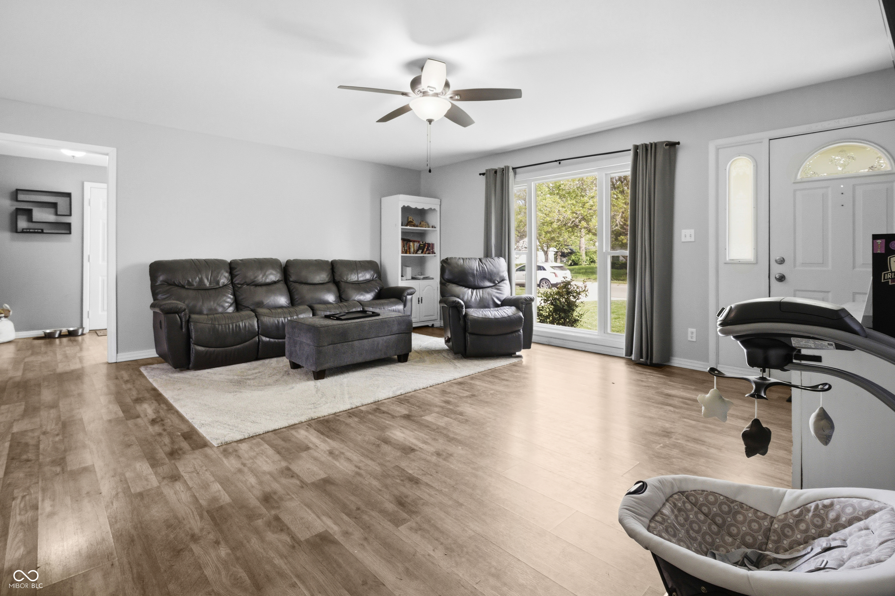 2816 Hawcreek Boulevard