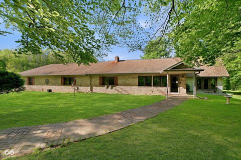 Photo for 2594 E Traction Road