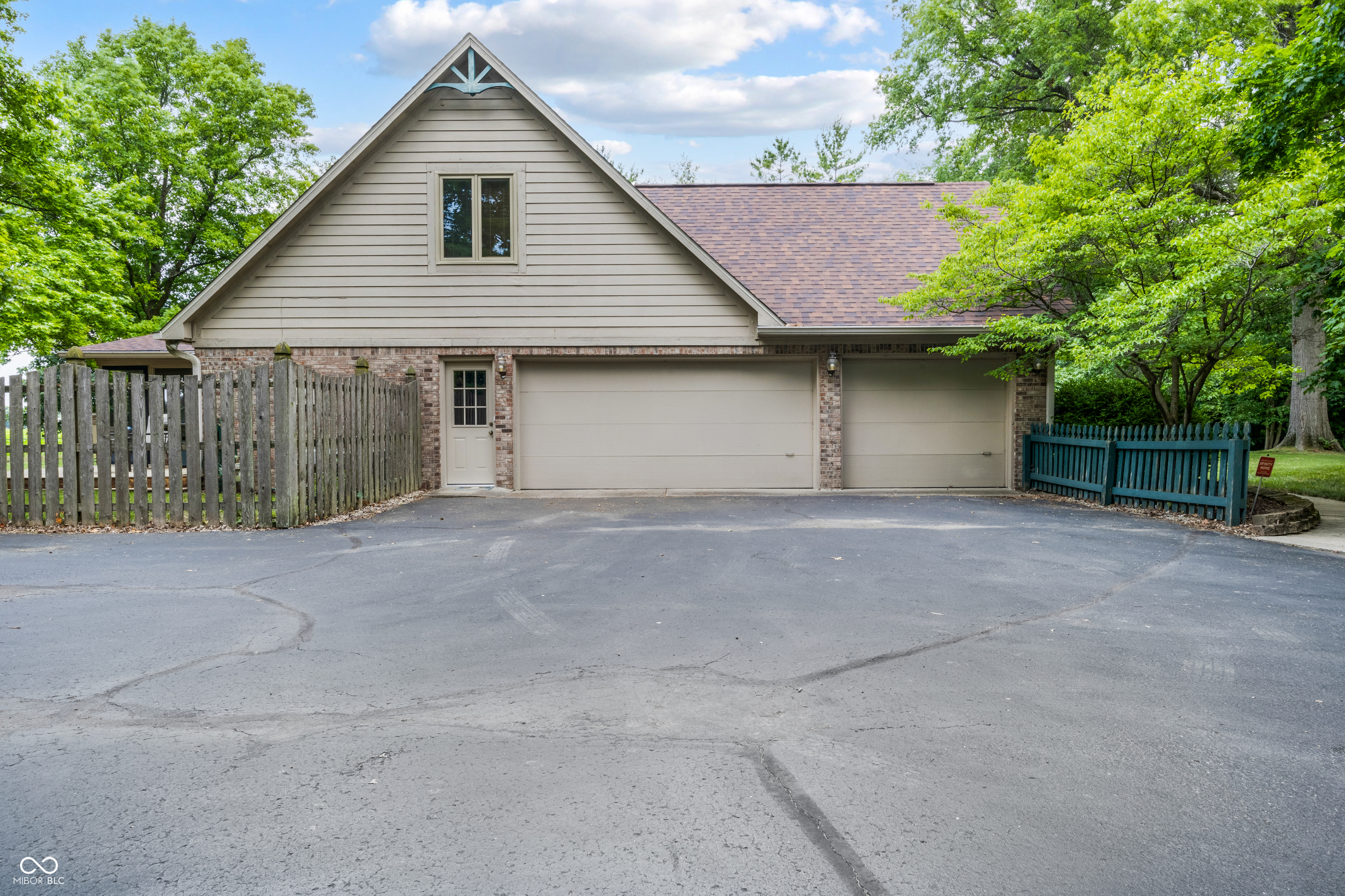 7533 Deerfield Drive