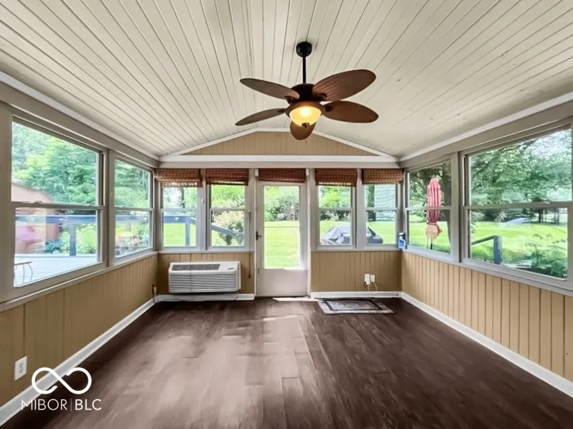 Indianapolis, Indiana 46214, United States, 3 Bedrooms Bedrooms, ,3 BathroomsBathrooms,Residential,Active,150897