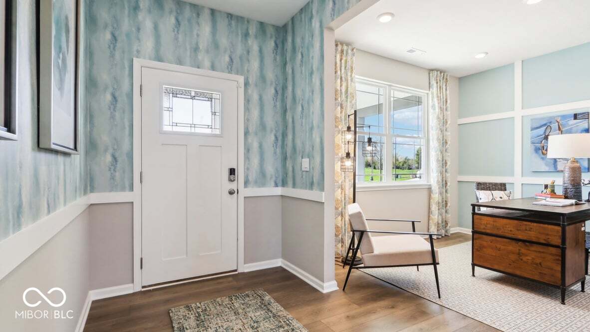 1529 Albatross Street