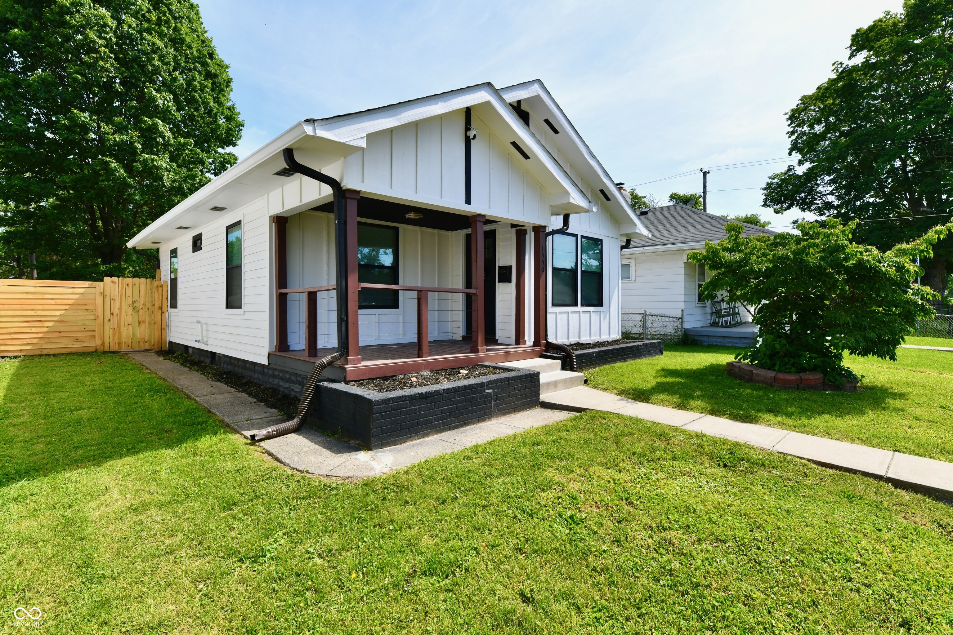 1550 Hoefgen Street