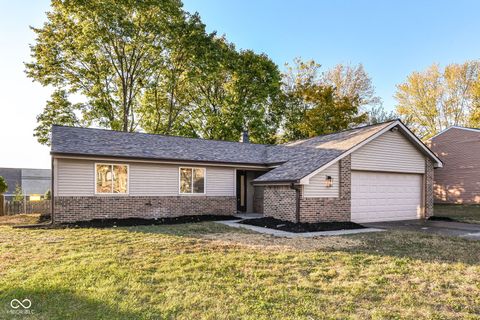11802 Wainwright Boulevard Fishers IN 46038