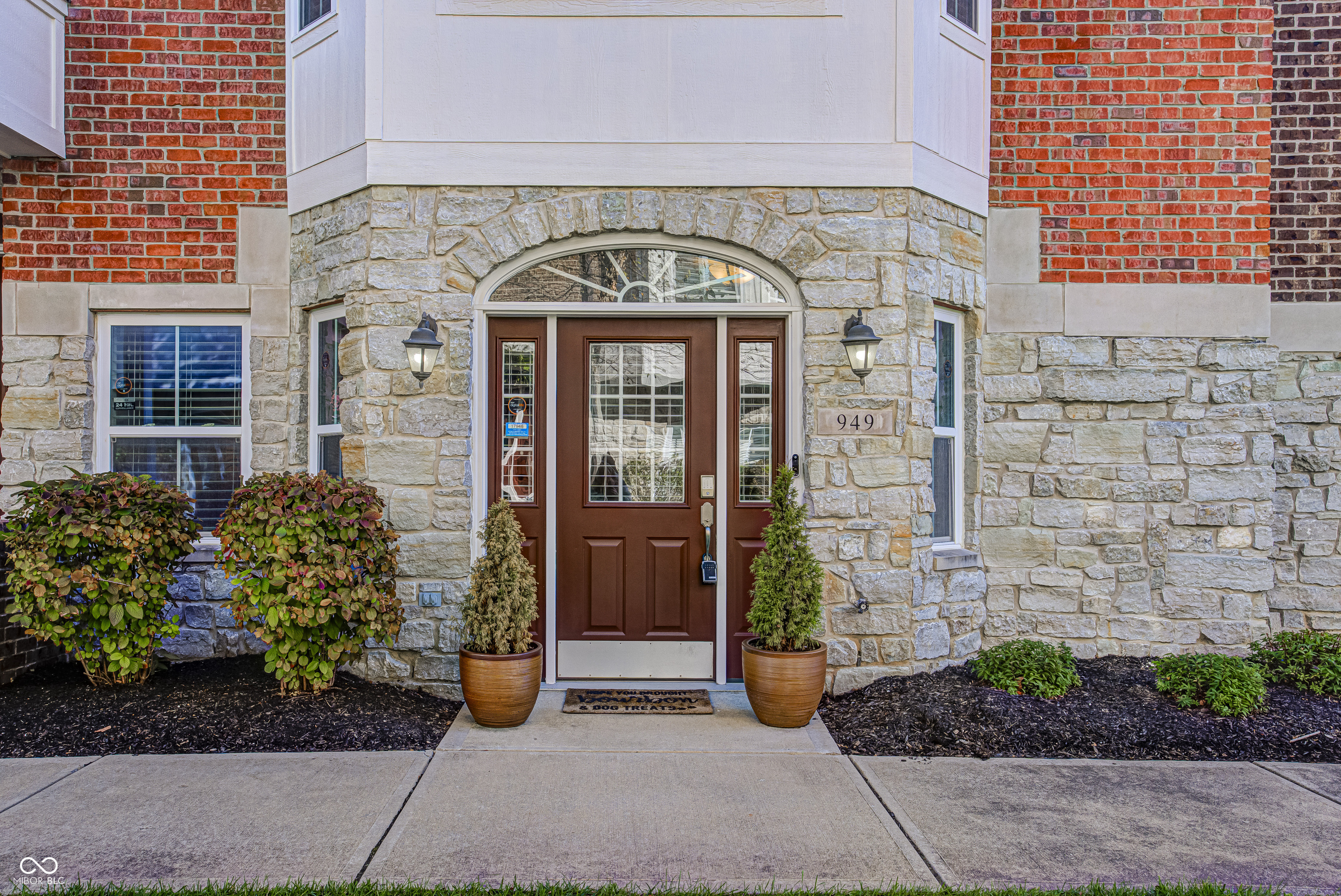 949 Brownstone Trace