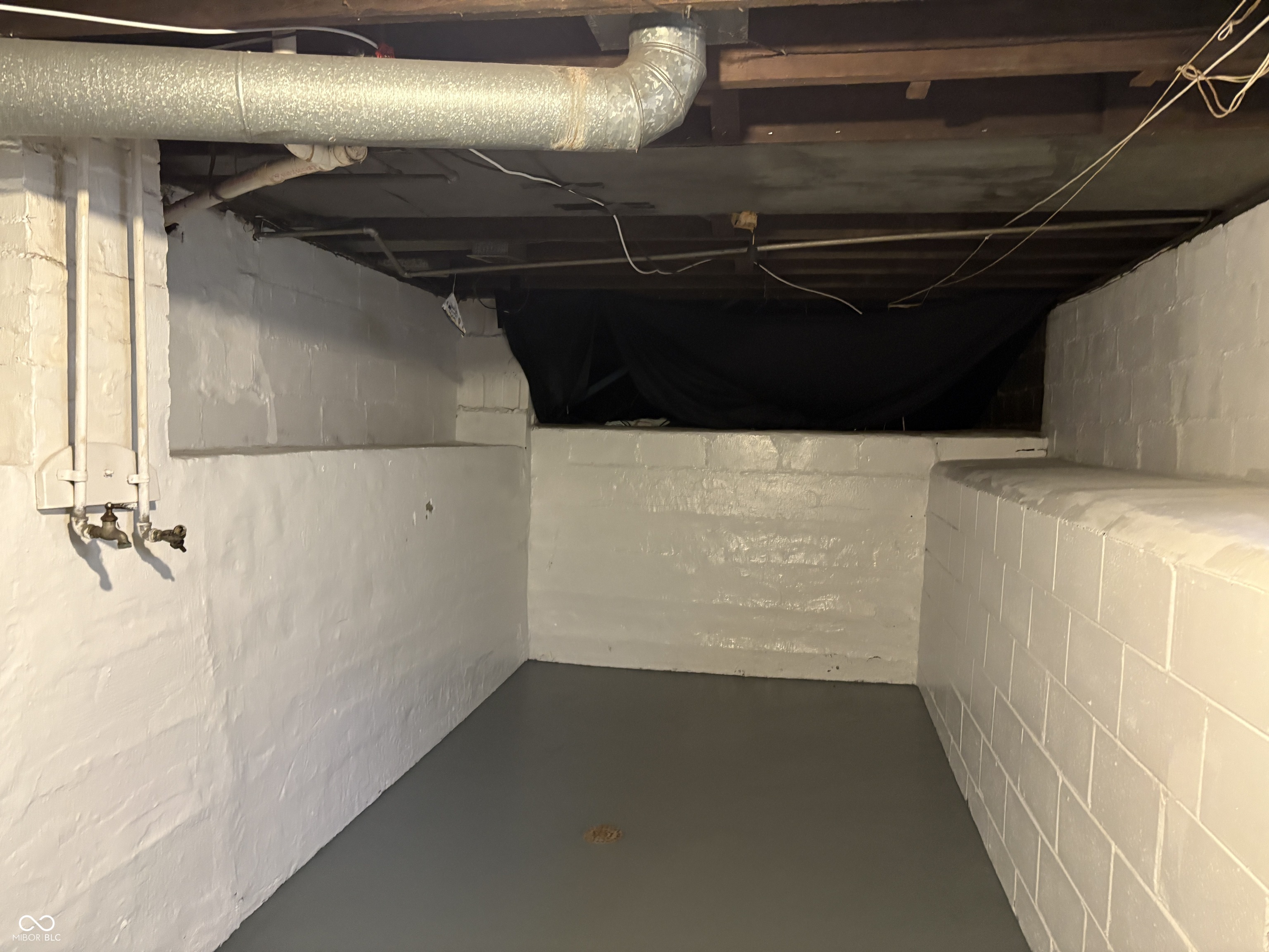 524 N Bradley Avenue