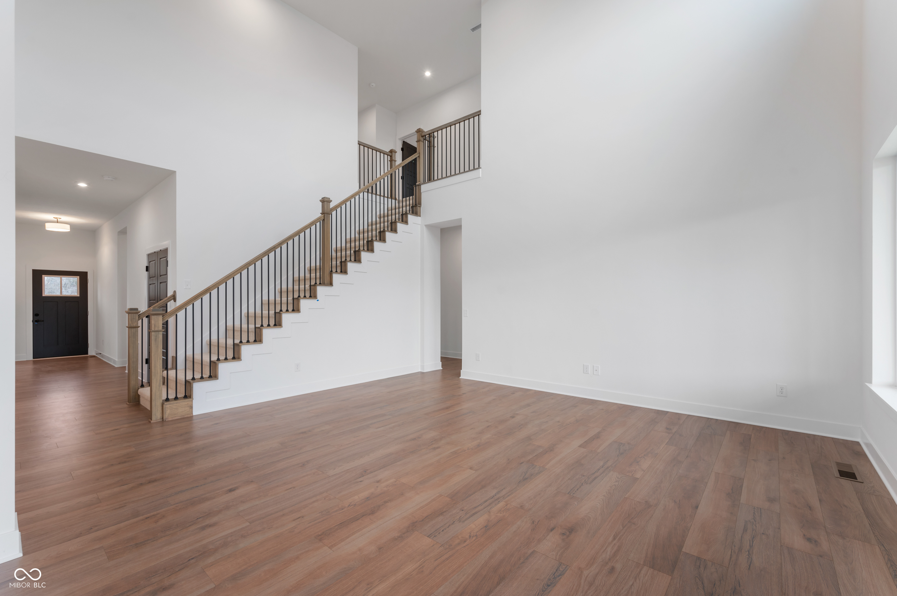 11911 Gray Ghost Way