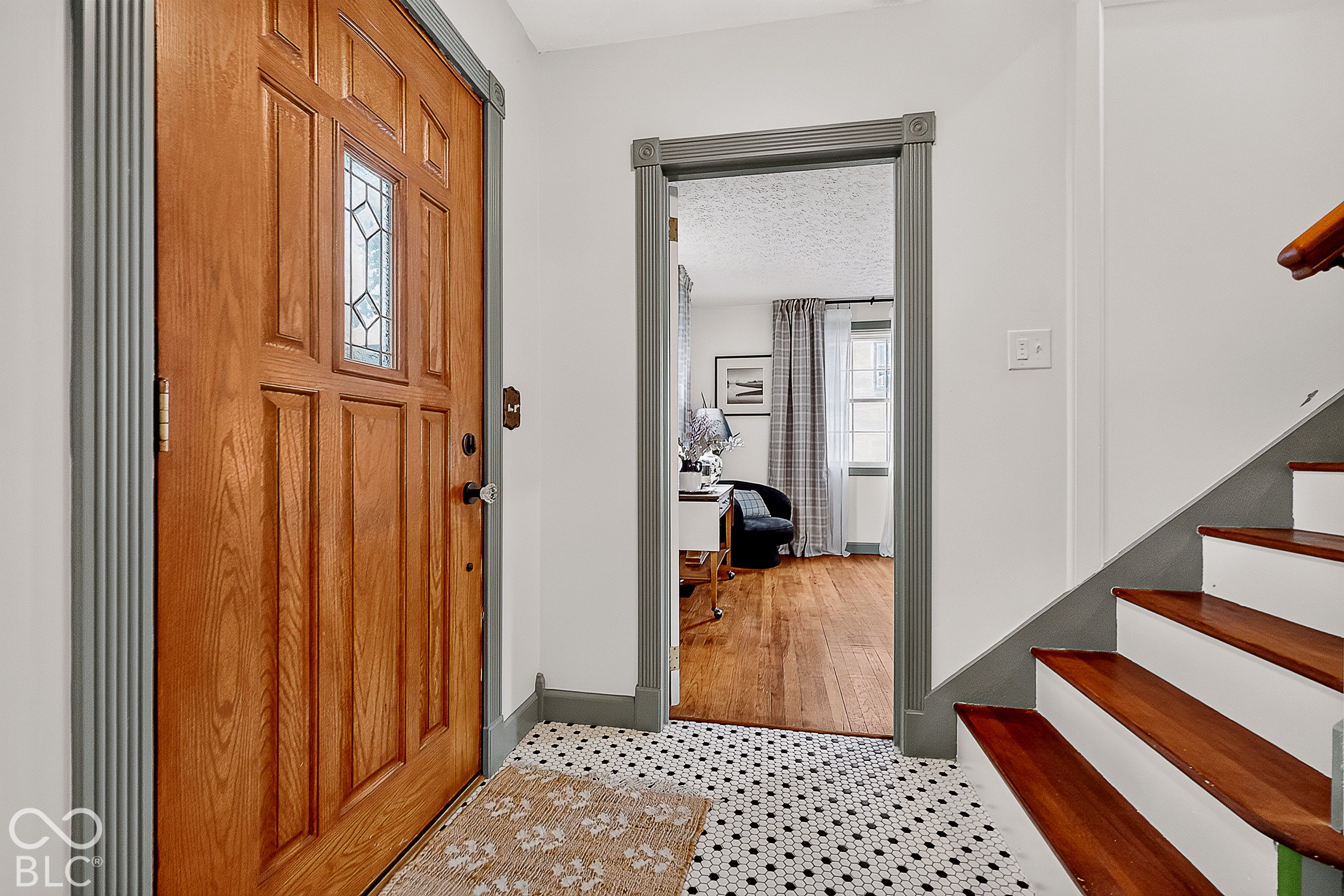 20 S Hougham Street