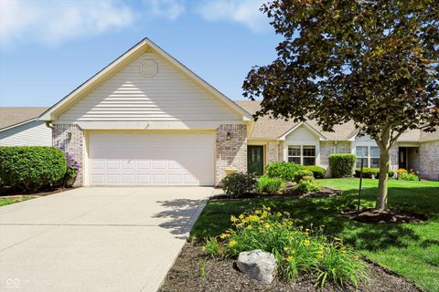 Photo of 1636 Fairfield Circle, Greenfield, IN 46140 (MLS # 22112446)