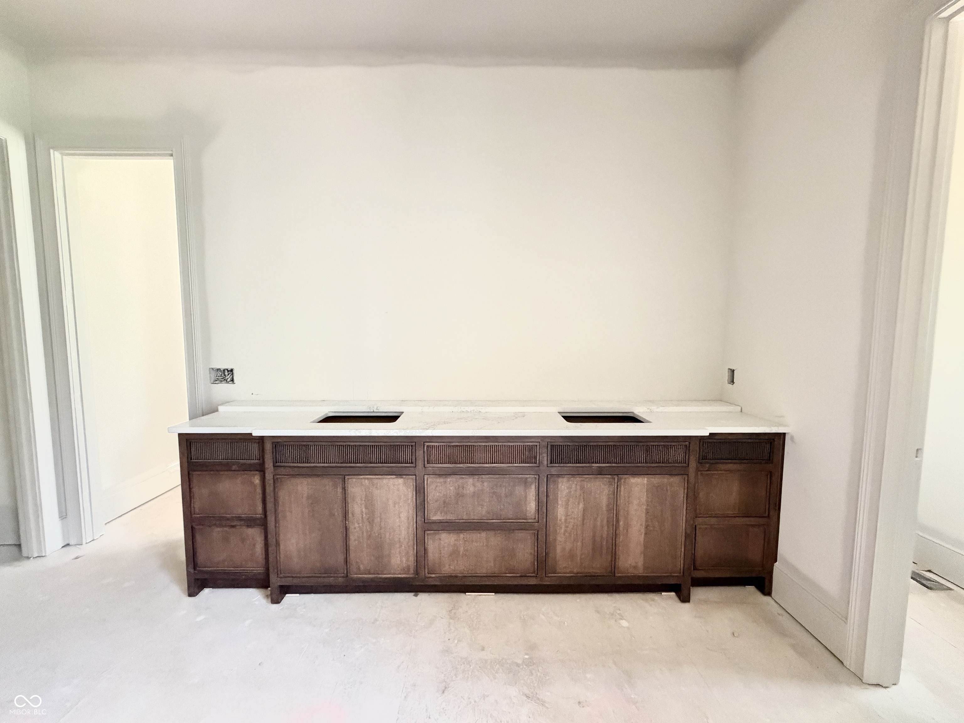 1600 Chatham Ridge Court