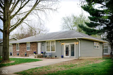 2126 Dawnshire Drive, Columbus, IN 47203 - MLS#: 22032119