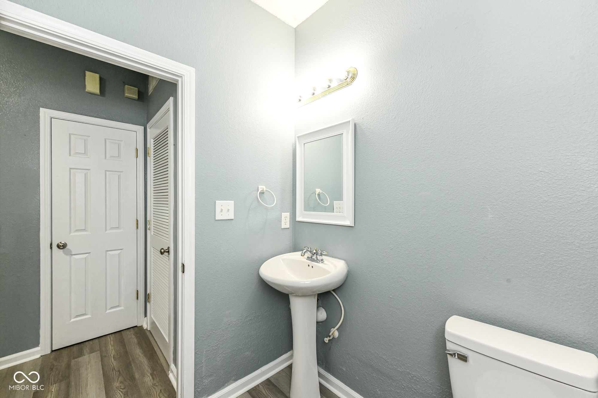 4120 Orchard Valley Lane