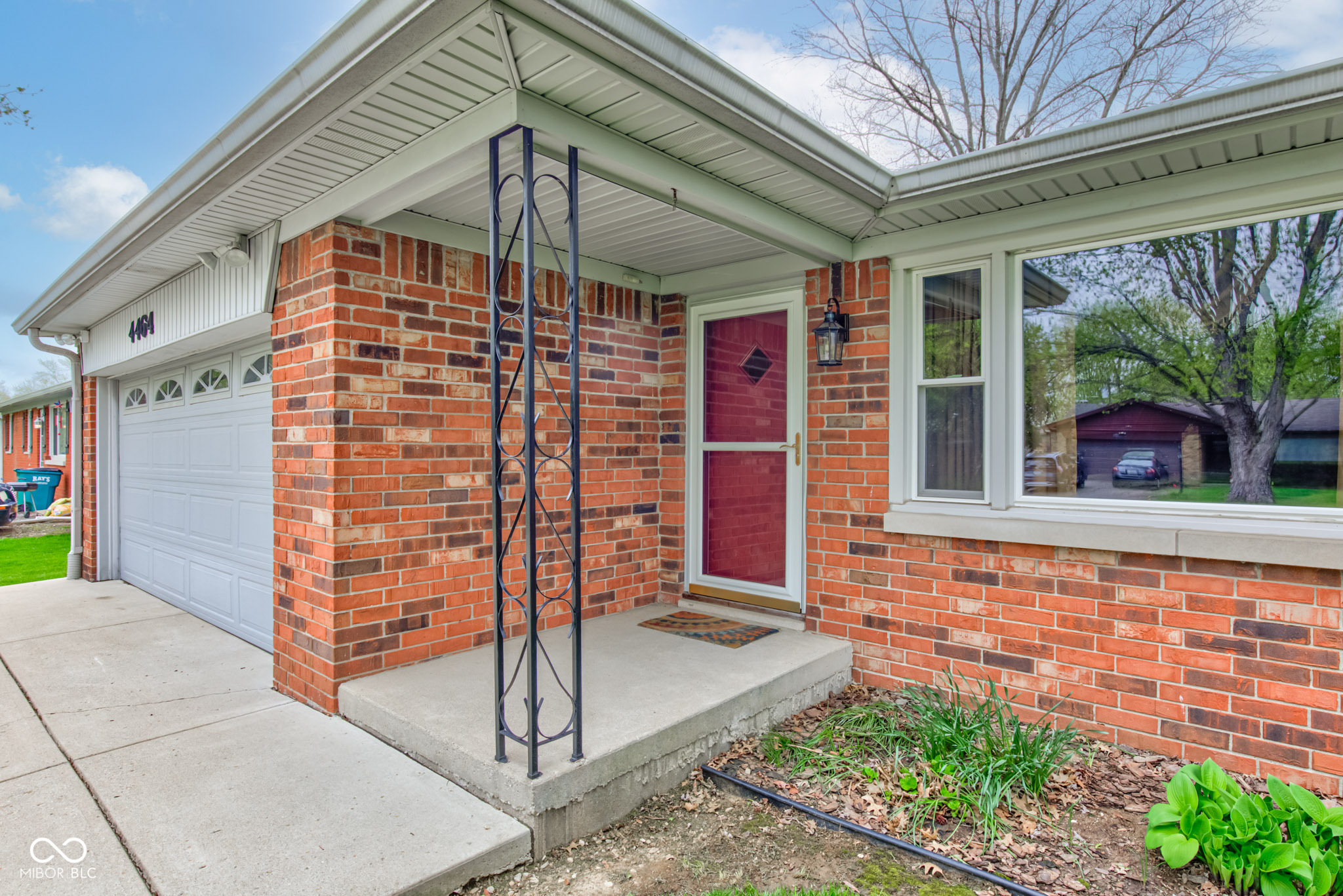 4464 Chatham Drive