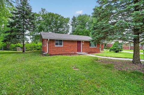 Photo of 9301 Shenandoah Court, Indianapolis, IN 46229 (MLS # 22097857)